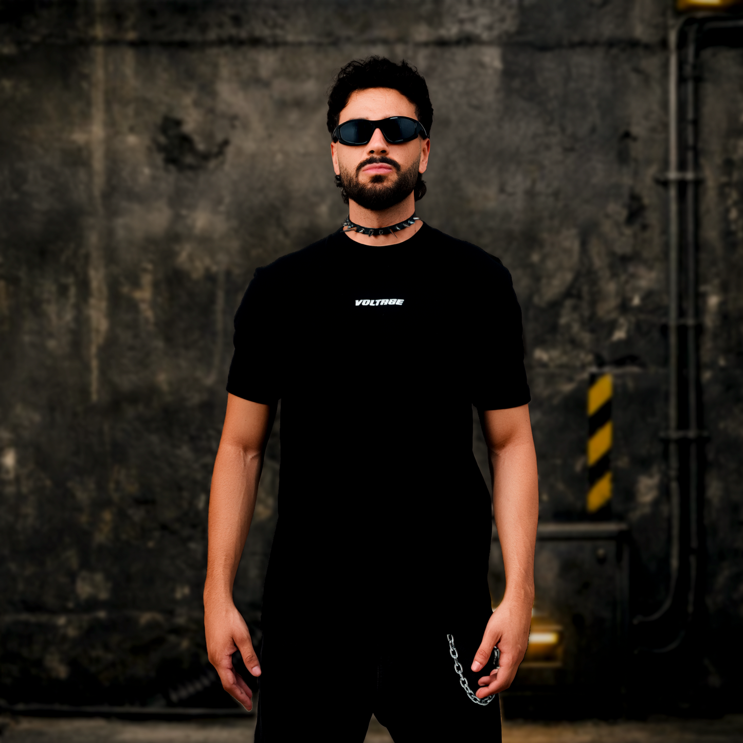 BOLT TEE