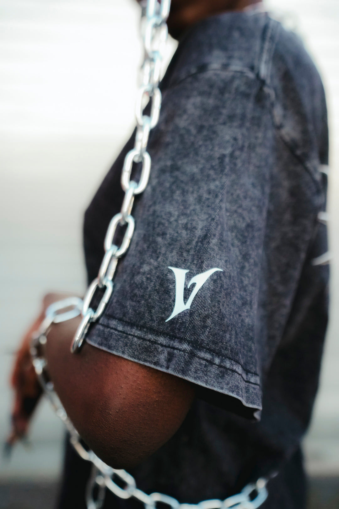 SPIKED HEART TEE